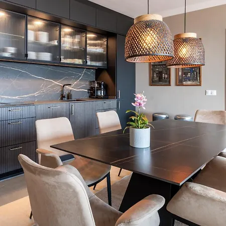 Luxurious & Elegant 3-bed - Pueblo Mijas